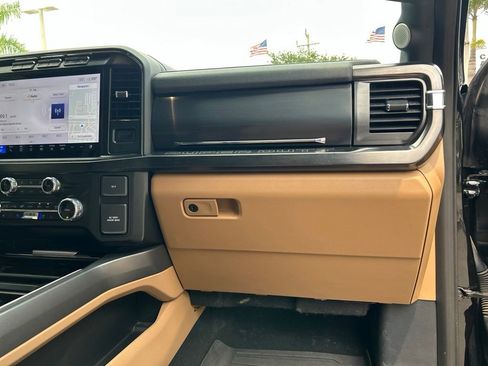 Used 2023 Ford F350 Lariat w/ Lariat Ultimate Package AWD/4WD image 29