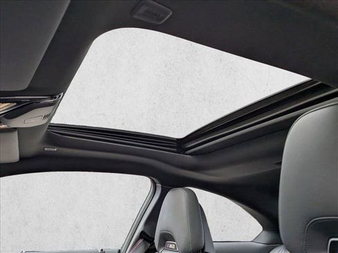 Used 2024 BMW M2 w/ Lighting Package image 19