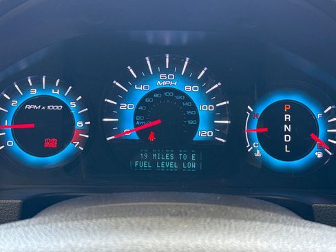 Used 2010 Ford Fusion SE FWD image 19
