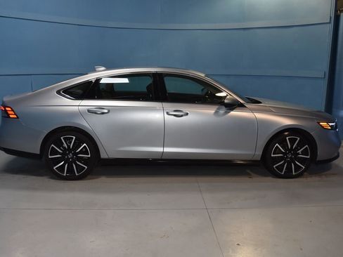 Used 2024 Honda Accord Touring image 24