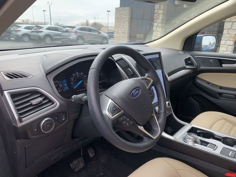 Used 2024 Ford Edge SEL w/ Convenience Package image 16