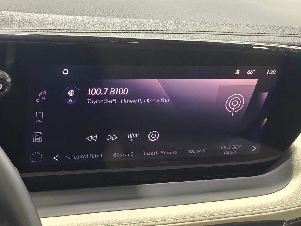 Used 2024 Buick Encore GX Avenir w/ Avenir Technology Package AWD/4WD image 35