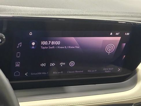 Used 2024 Buick Encore GX Avenir w/ Avenir Technology Package AWD/4WD image 35