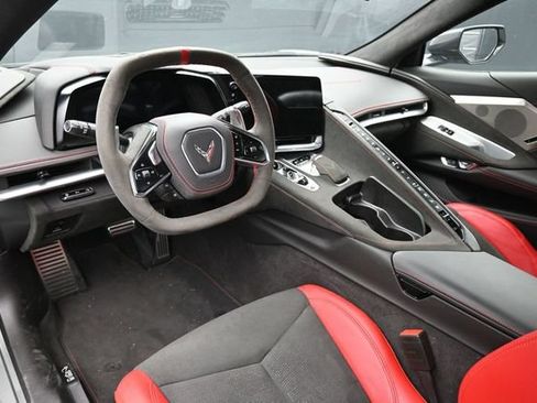 Used 2023 Chevrolet Corvette Stingray Premium Conv w/ Z51 Performance Package RWD image 11