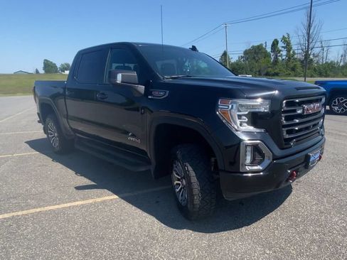 Certified 2019 GMC Sierra 1500 AT4 w/ Off Road Performance Package AWD/4WD image 5