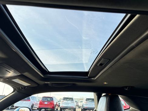 Used 2020 Dodge Challenger R/T image 14