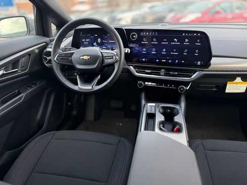 New 2026 Chevrolet Equinox EV LT image 10