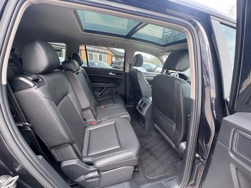 Used 2019 Volkswagen Atlas SE image 31