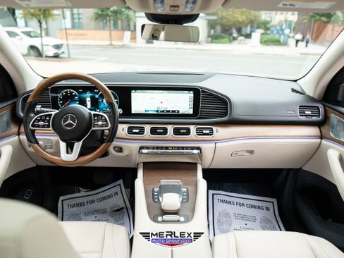 Used 2021 Mercedes-Benz GLS 450 4MATIC image 14