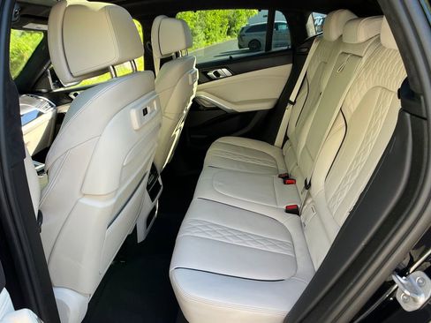 Used 2021 BMW X6 M50i w/ Executive Package AWD/4WD image 21