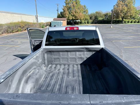 Used 2015 RAM 1500 Tradesman w/ Popular Equipment Group image 11