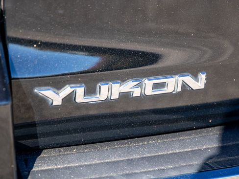 Used 2015 GMC Yukon Denali w/ Premium Package image 55