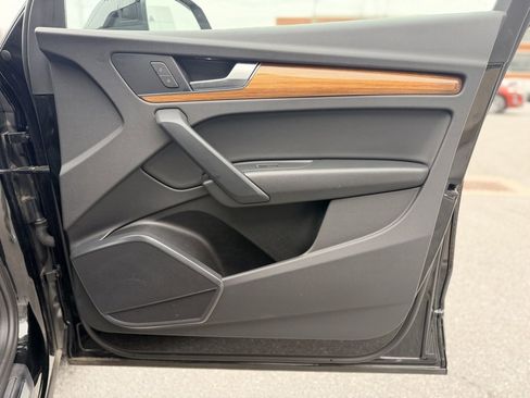 Certified 2023 Audi Q5 2.0T Premium w/ Convenience Package image 23