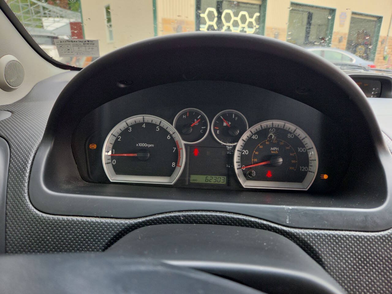 Used 2007 Chevrolet Aveo LT FWD image 27