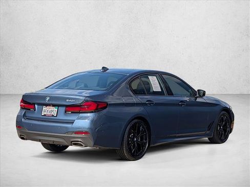 Used 2023 BMW 540i w/ M Sport Package RWD image 5