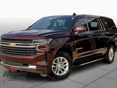 Used 2023 Chevrolet Suburban LT w/ LT Signature Package