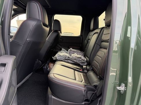 New 2026 Nissan Frontier PRO-4X AWD/4WD image 15