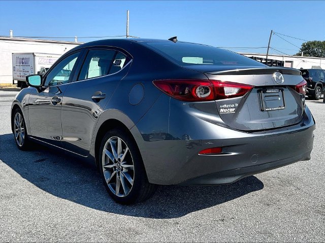 Used 2018 MAZDA MAZDA3 Grand Touring FWD image 7