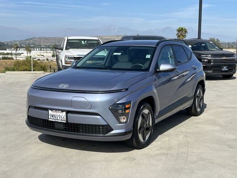 Used 2024 Hyundai Kona SEL image 1