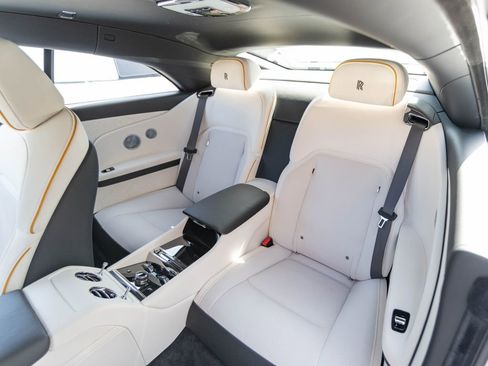 Used 2025 Rolls-Royce Spectre w/ Spectre Launch Package AWD/4WD image 8