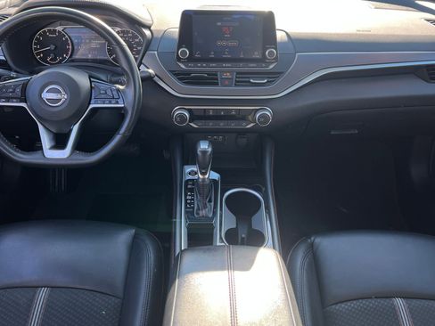 Used 2024 Nissan Altima 2.5 SR image 11