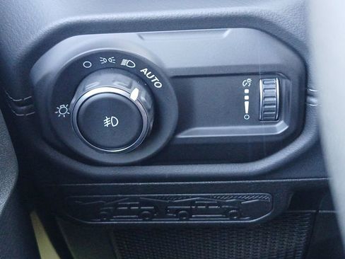 New 2026 Jeep Wrangler Unlimited Rubicon AWD/4WD image 12