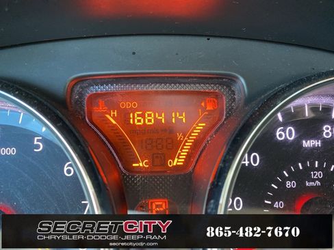 Used 2014 Nissan Versa SV image 10