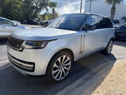 Used 2023 Land Rover Range Rover Long Wheelbase SE AWD/4WD image 1