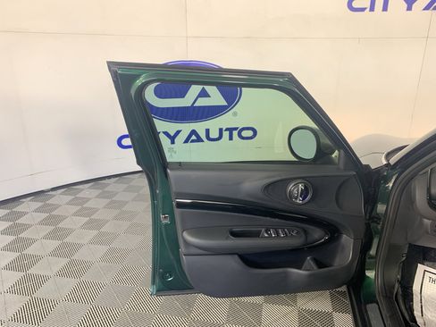 Used 2019 MINI Cooper Clubman FWD image 14