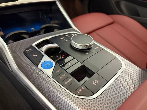 Used 2025 BMW i4 eDrive40 image 23