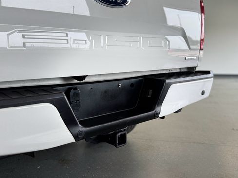 Used 2018 Ford F150 XLT w/ Equipment Group 302A Luxury AWD/4WD image 30