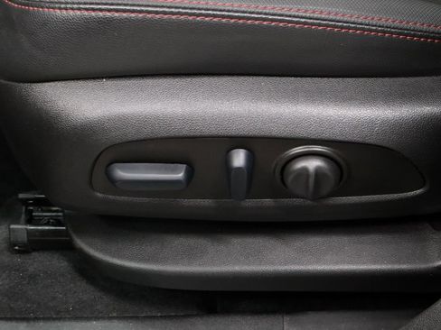 Used 2024 Chevrolet Equinox RS FWD image 25