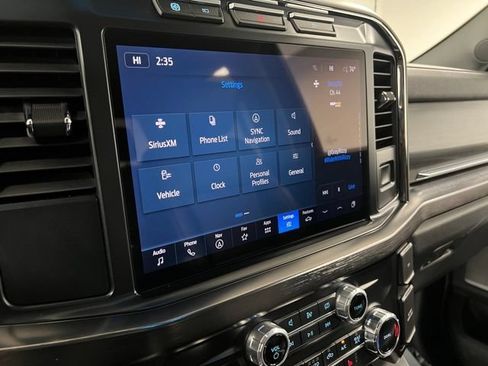 Used 2024 Ford F350 Lariat w/ Black Appearance Package AWD/4WD image 38