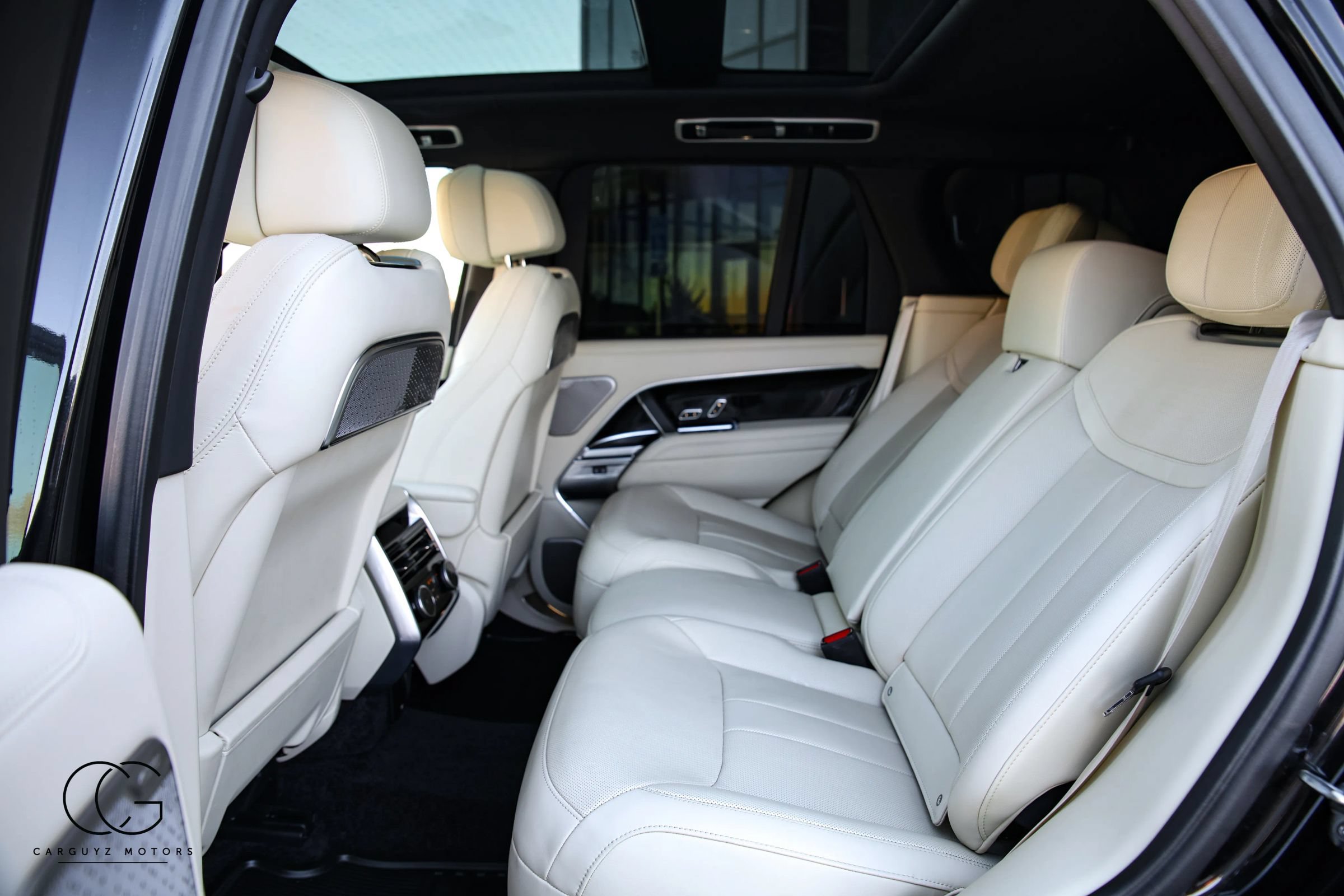 Used 2026 Land Rover Range Rover Autobiography AWD/4WD image 25