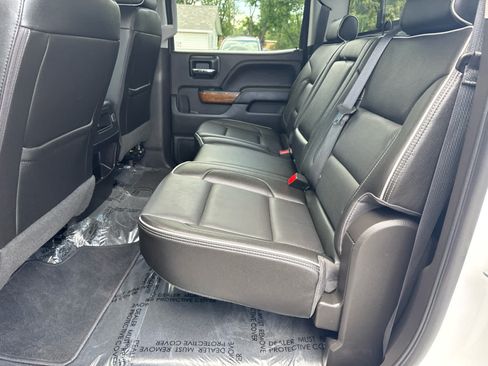 Used 2018 Chevrolet Silverado 1500 High Country AWD/4WD image 13