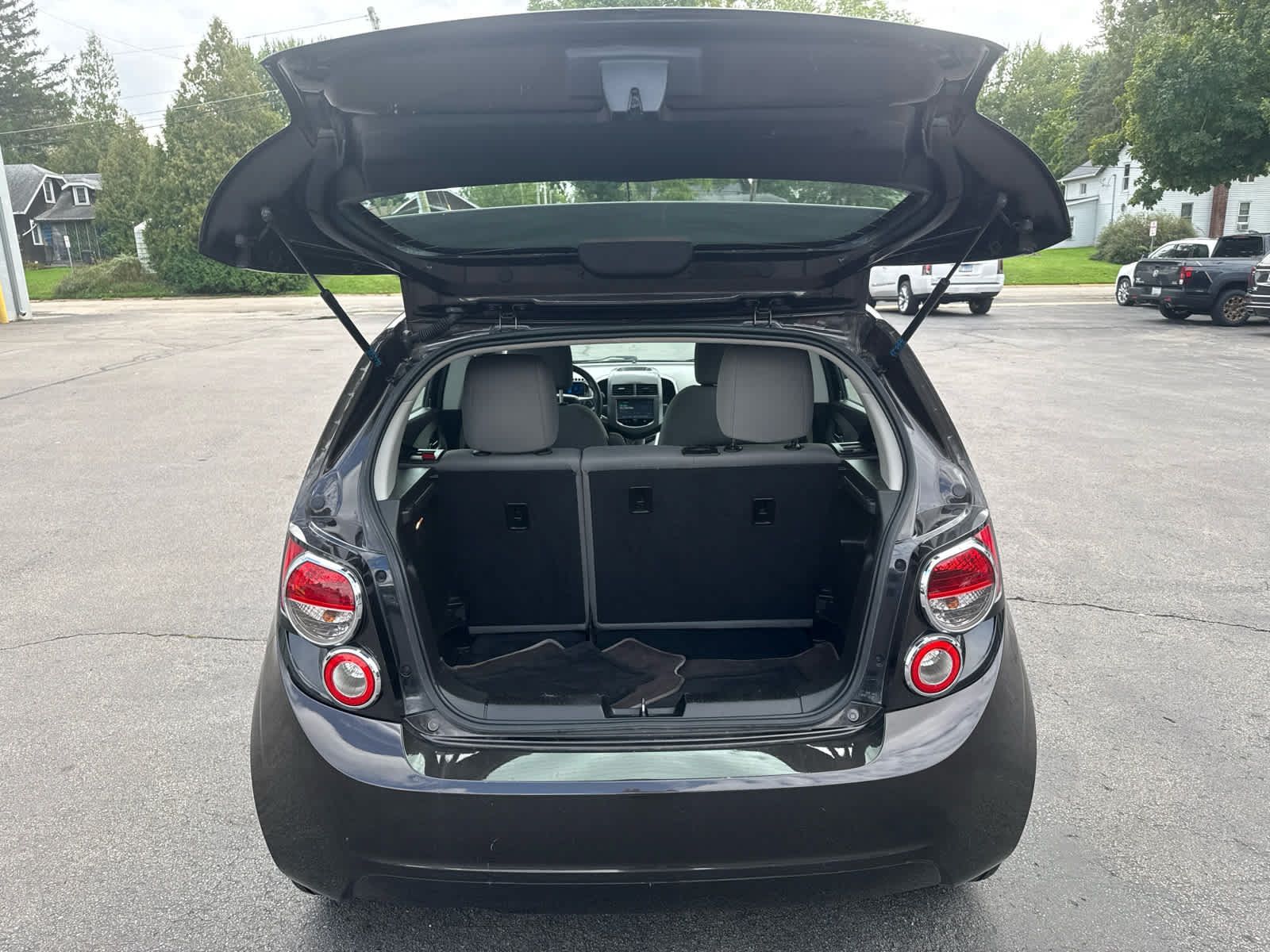 Used 2014 Chevrolet Sonic LS FWD image 15