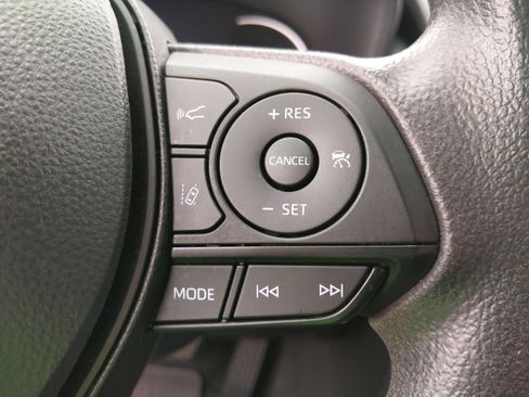 Used 2024 Toyota RAV4 AWD Hybrid image 18