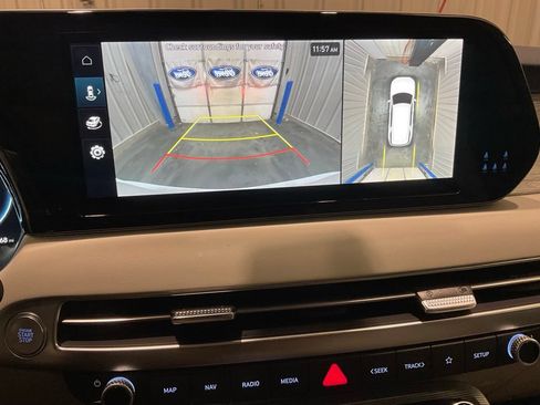 Used 2025 Hyundai Palisade Calligraphy FWD image 23