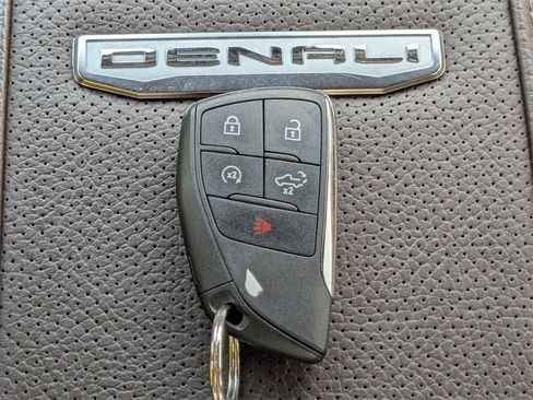 Certified 2024 GMC Sierra 2500 Denali w/ Denali Reserve Package image 41