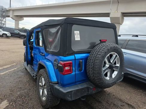 Used 2021 Jeep Wrangler Unlimited Sahara AWD/4WD image 2