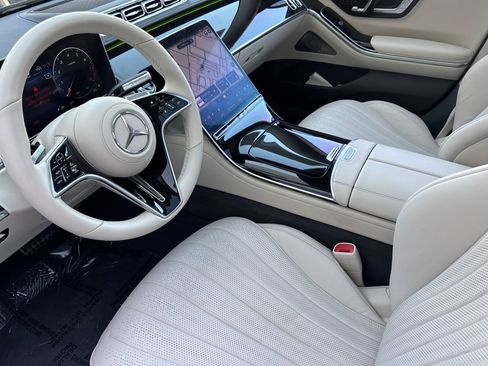 Used 2023 Mercedes-Benz S 500 4MATIC image 4