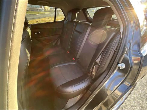 Used 2019 Chevrolet Trax LT w/ LT Convenience Package image 19