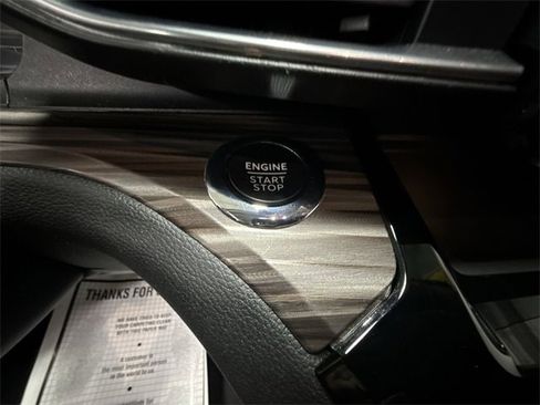 Used 2023 Ford Explorer Limited image 50