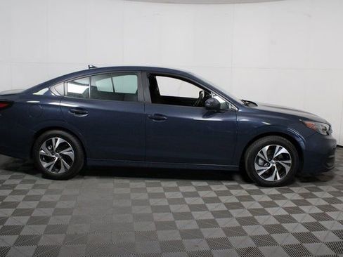 Used 2025 Subaru Legacy Premium image 8