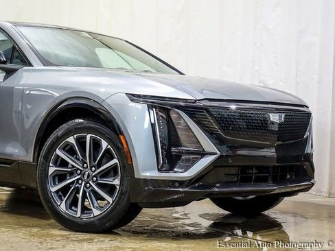 New 2025 Cadillac Lyriq Sport w/ LPO, Floor Liner Package image 2