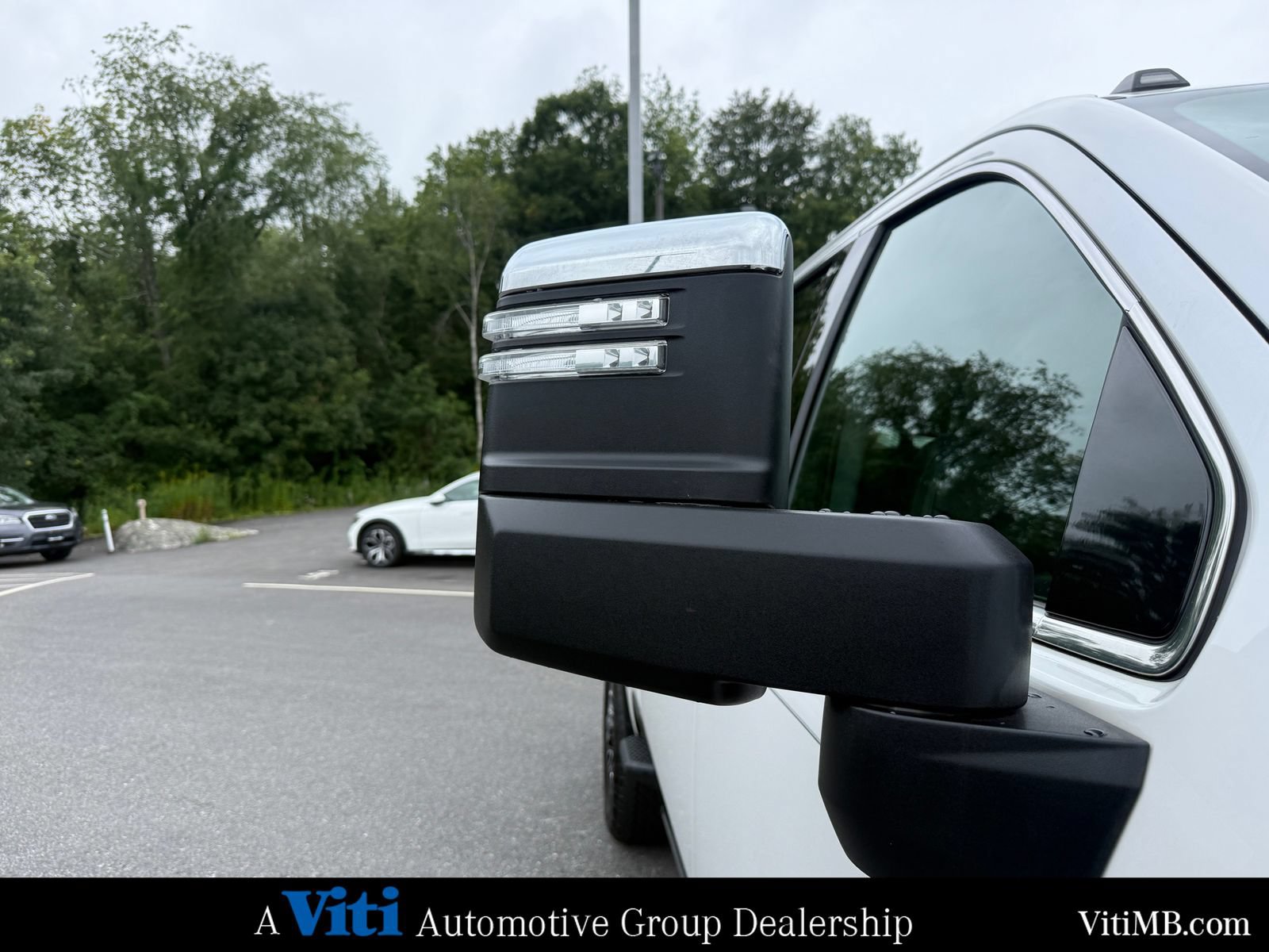 Used 2024 GMC Sierra 2500 Denali w/ Denali Reserve Package AWD/4WD image 9