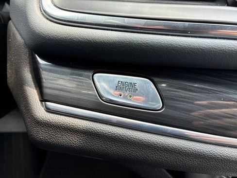 Used 2024 Buick Enclave Premium AWD/4WD image 22