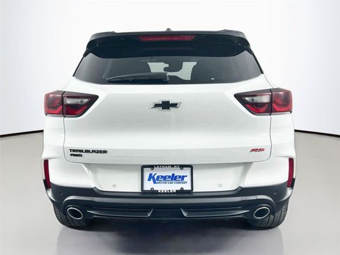 Used 2024 Chevrolet TrailBlazer RS w/ Convenience Package AWD/4WD image 5