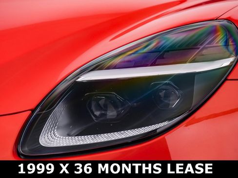 Used 2025 Aston Martin V8 Vantage Coupe image 6