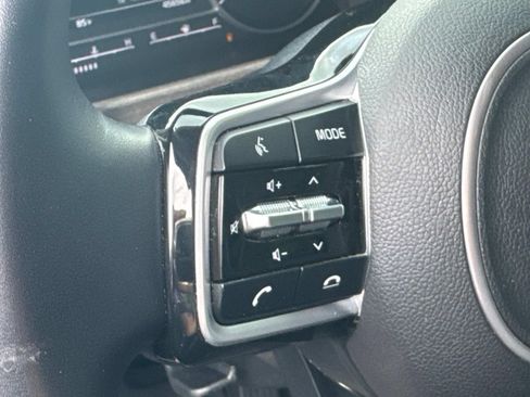 Used 2023 Kia Sorento EX FWD image 34